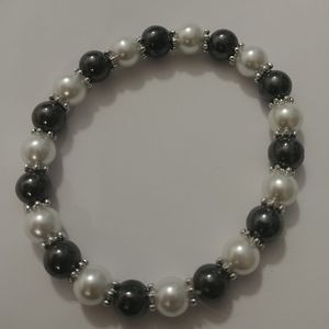 Hematite & Pearl Stone Stretch Bracelet